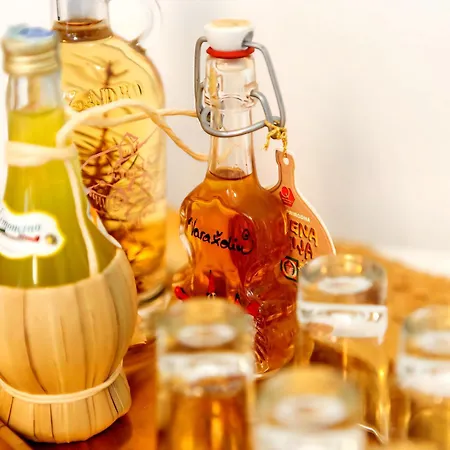 Апартаменты Sandi 2408 *