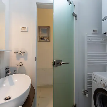 Sandi 2408 Апартаменты *