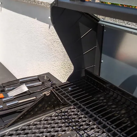 Sandi 2408 Апартаменты *