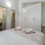 דירה Sandi 2408 *